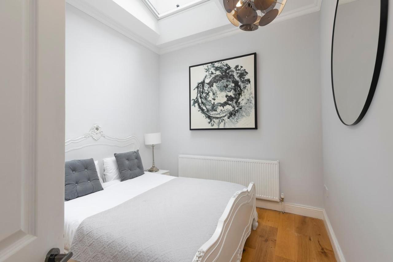 Penthousestays Notting Hill - Spacious 3 Bedroom King Bed Apartment - Near Portobello Road & Kensington High Street 런던 외부 사진