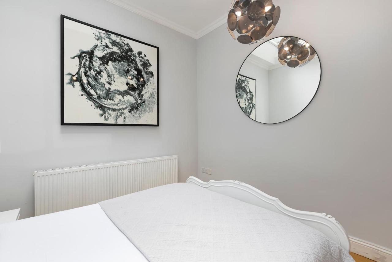 Penthousestays Notting Hill - Spacious 3 Bedroom King Bed Apartment - Near Portobello Road & Kensington High Street 런던 외부 사진